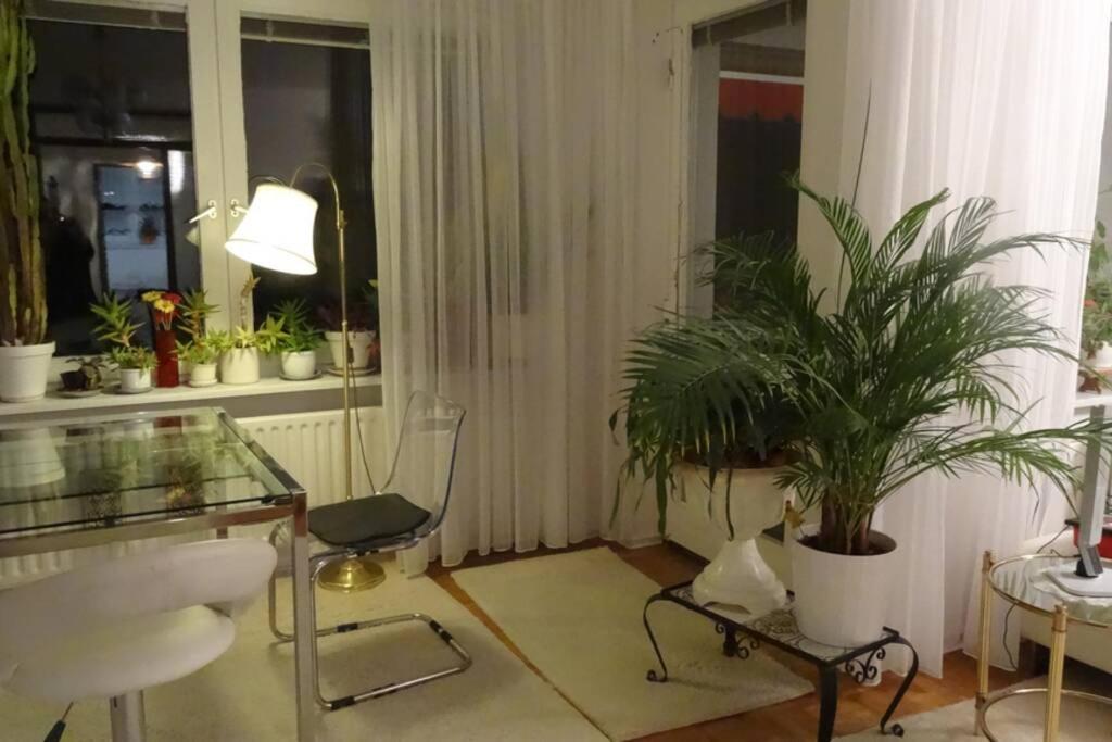 Schoene, Ruhige Wohnung In Berlin-Steglitz Bagian luar foto